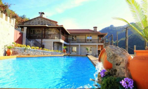 Charming villa in Terras de Bouro - Private pool 320 m²